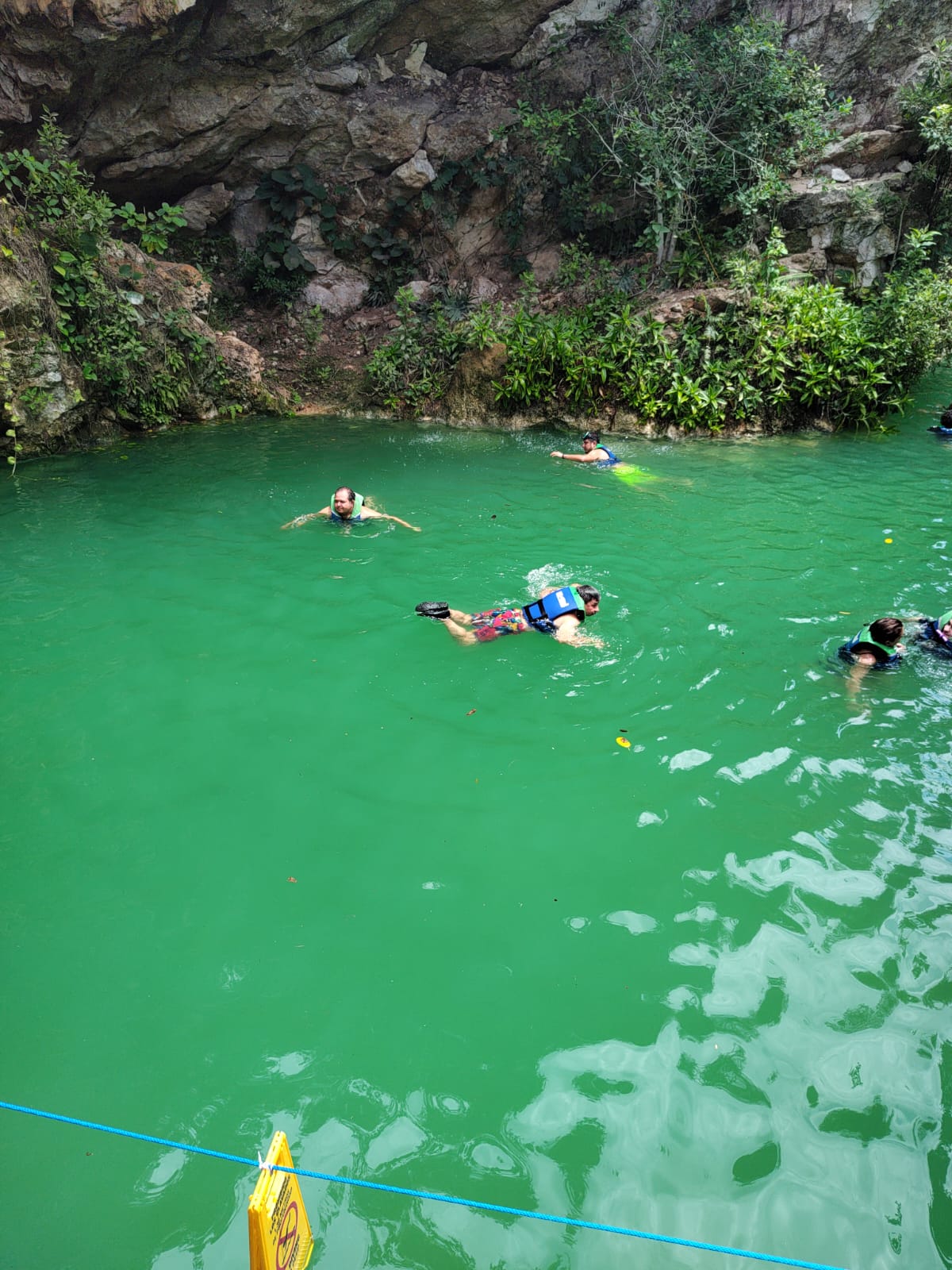 Tour Cenote Básico